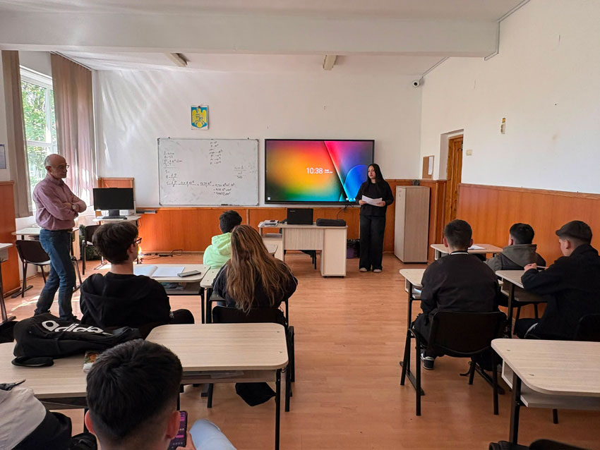 Prezentare proiect „Acces la Dezvoltare și Educație pentru Toți – ADEPT” la Colegiul Tehnic „Panait Istrati” Brăila