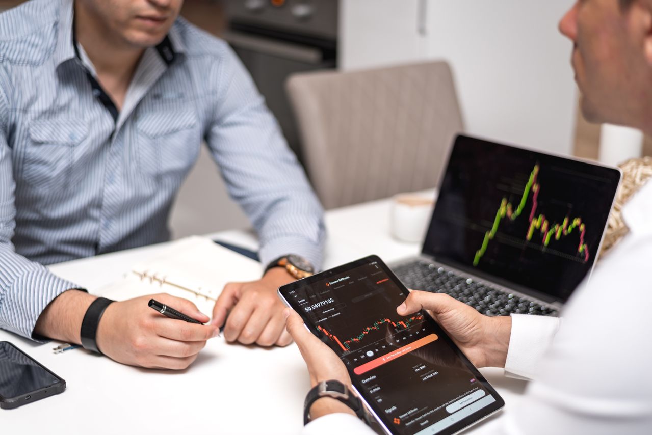 Finanțe și Tehnologie Digitală (FINTECH) – Competențe pentru transformarea digitală a sectorului financiar