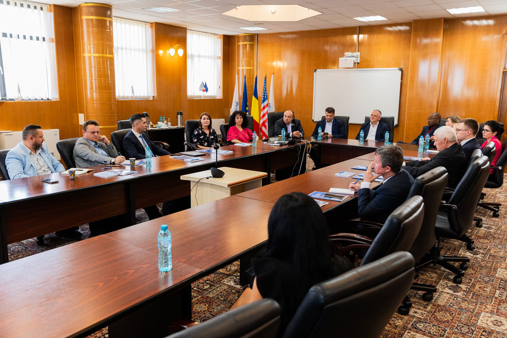 Rectors from private universities from Romania and the Republic of Moldova participated in a working meeting at Danubius University