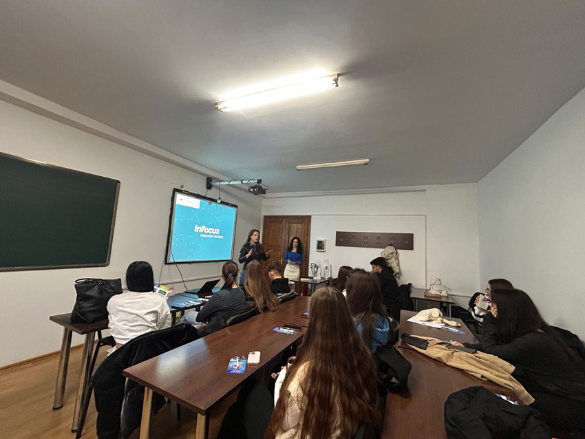 Intervenții academice danubiene la Opportunity Hub: Educație, profesie și orientare vocațională