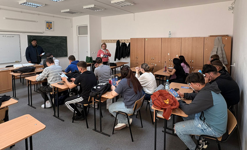 Vizită de informare la liceele din Însurăței privind oferta Universității Internaționale Danubius